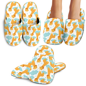 Giraffe Pattern Print Design 05 Slippers