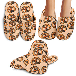 Pretzels Pattern Print Design 02 Slippers