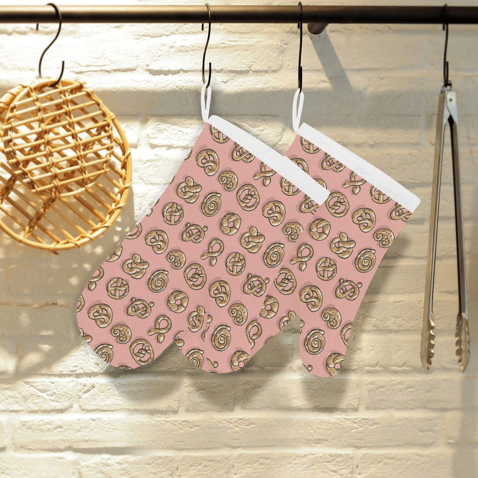 Pretzels Pattern Print Design 04 Heat Resistant Oven Mitts