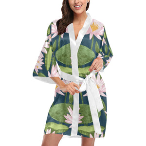 Lotus Waterlily Pattern background Women's Short Kimono Robe