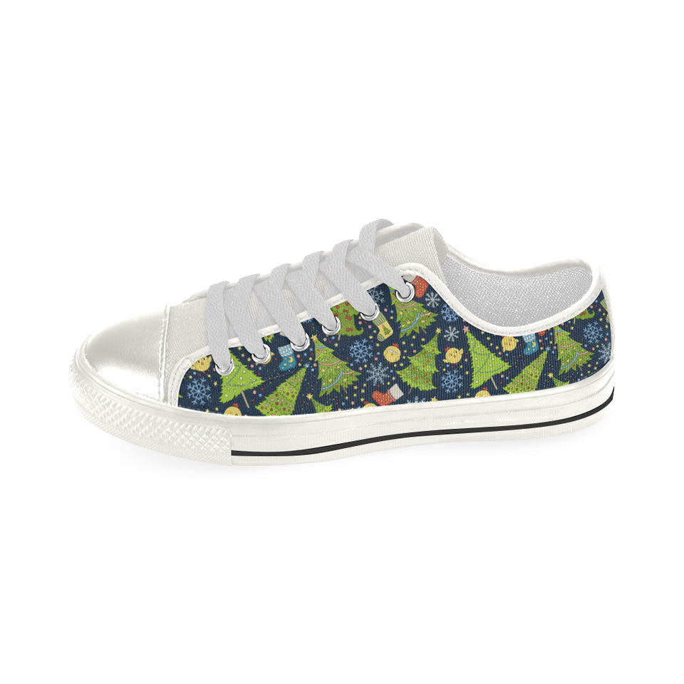 Christmas Tree Snowflake Pattern Women's Low Top Canvas Shoes White