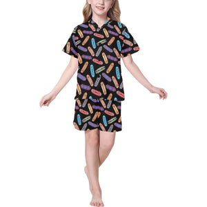 Skate Board Pattern Print Design 04 Kids' Boys' Girls' V-Neck Short Pajama Set