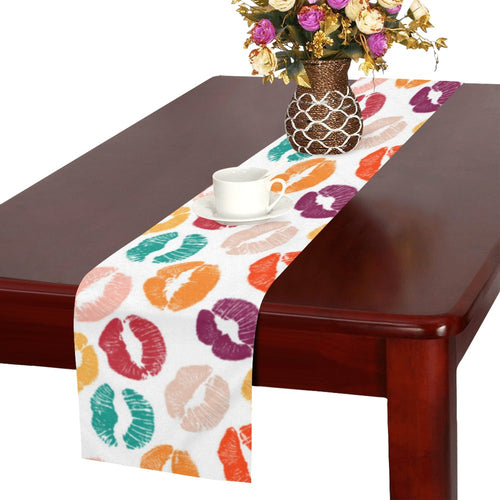 Lips Pattern Print Design 03 Table Runner