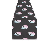 Alien Pattern Print Design 04 Table Runner