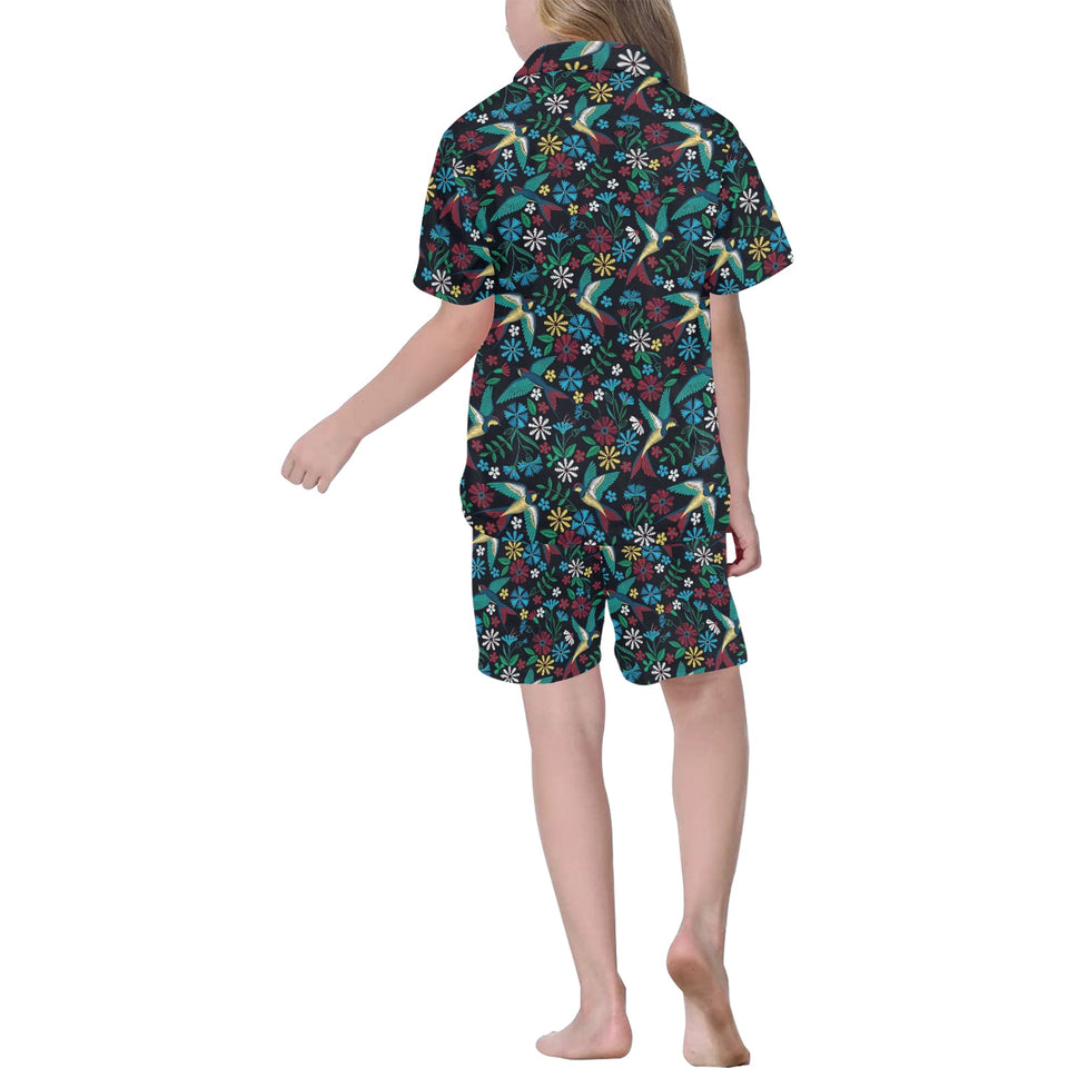 Swallow Pattern Print Design 04 Kids' Boys' Girls' V-Neck Short Pajama Set