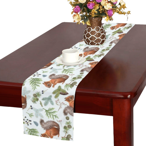 Squirrel Pattern Print Design 02 Table Runner