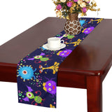 Alien Pattern Print Design 01 Table Runner