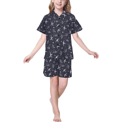 Swallow Pattern Print Design 02 Kids' Boys' Girls' V-Neck Short Pajama Set