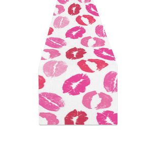 Lips Pattern Print Design 05 Table Runner