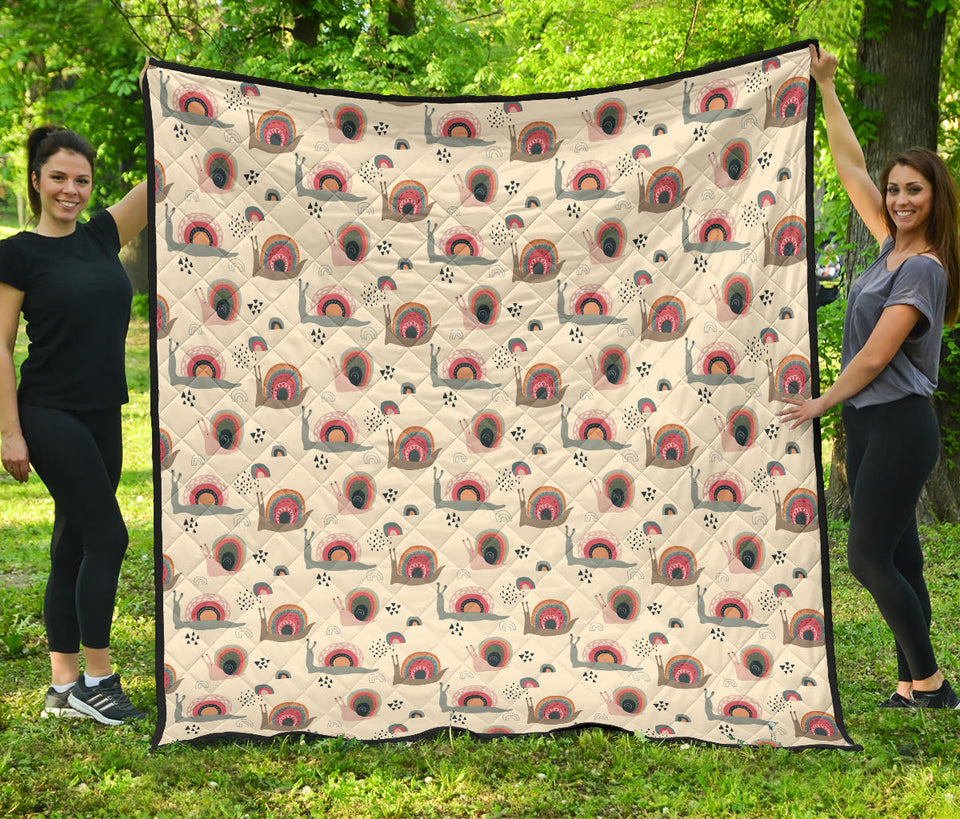 Snail Pattern Print Design 04 Premium Quilt