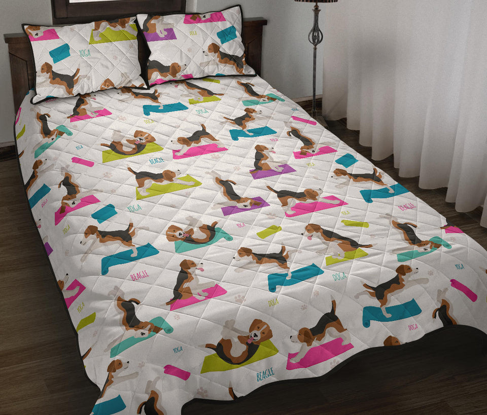 Beagle Yoga Pattern Quilt Bed Set