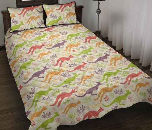 Colorful Kangaroo Pattern Quilt Bed Set