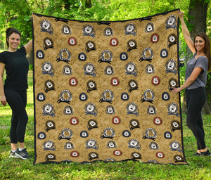 Lion Pattern Print Design 03 Premium Quilt