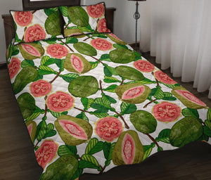 Guava Leaves Pattern Quilt Bed Set