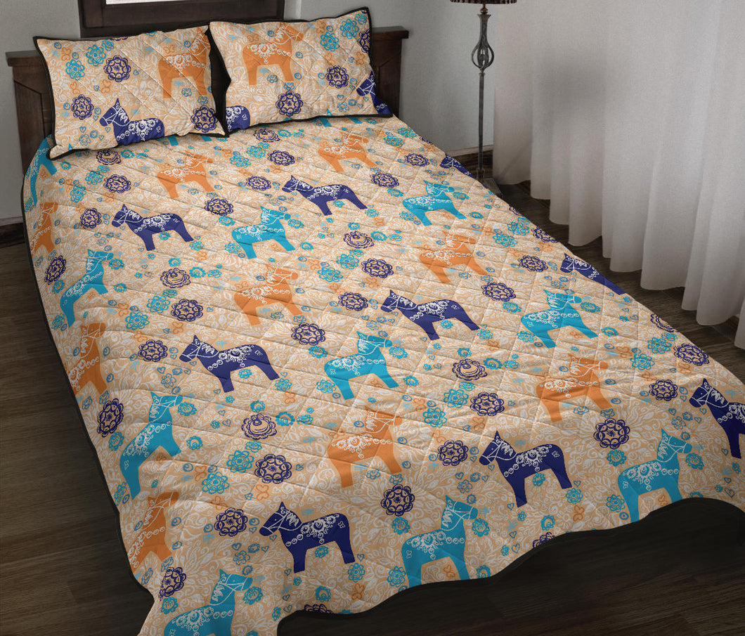 Cute Horse Pattern Quilt Bed Set