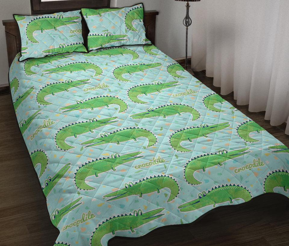 Crocodile Pattern Blue background Quilt Bed Set