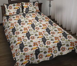 Toucan Flower Pattern Quilt Bed Set