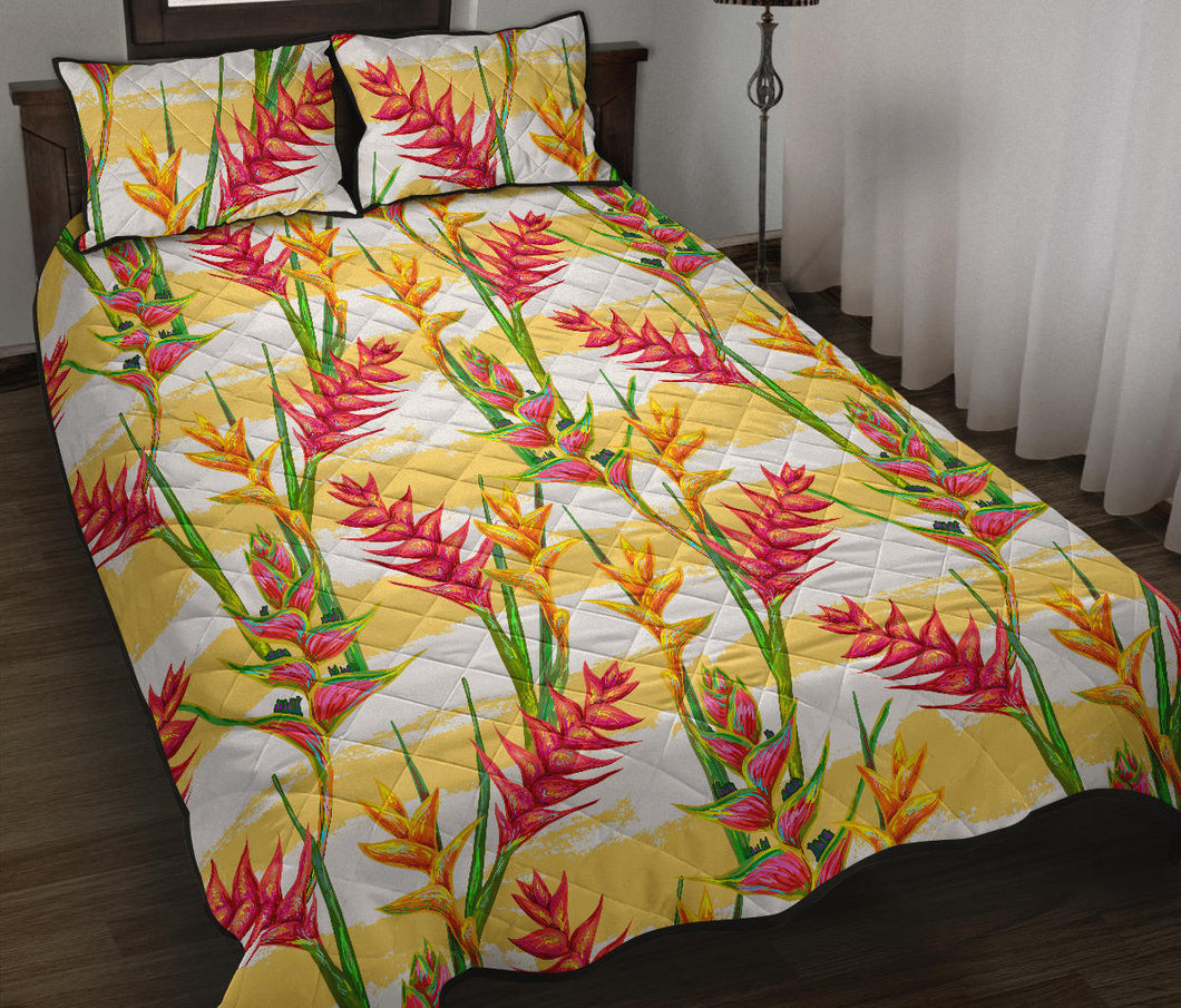 Heliconia Pattern Quilt Bed Set