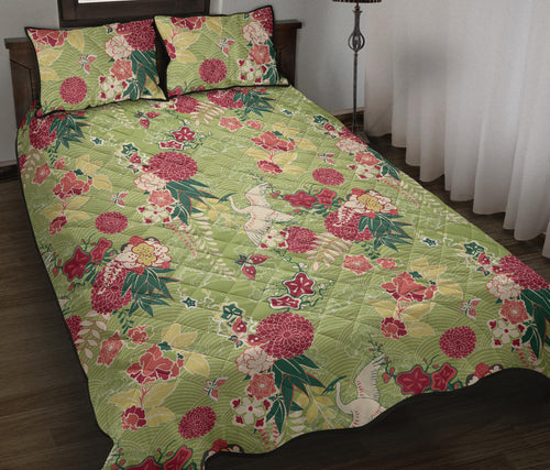 Japanese Crane Green Theme Pattern Quilt Bed Set