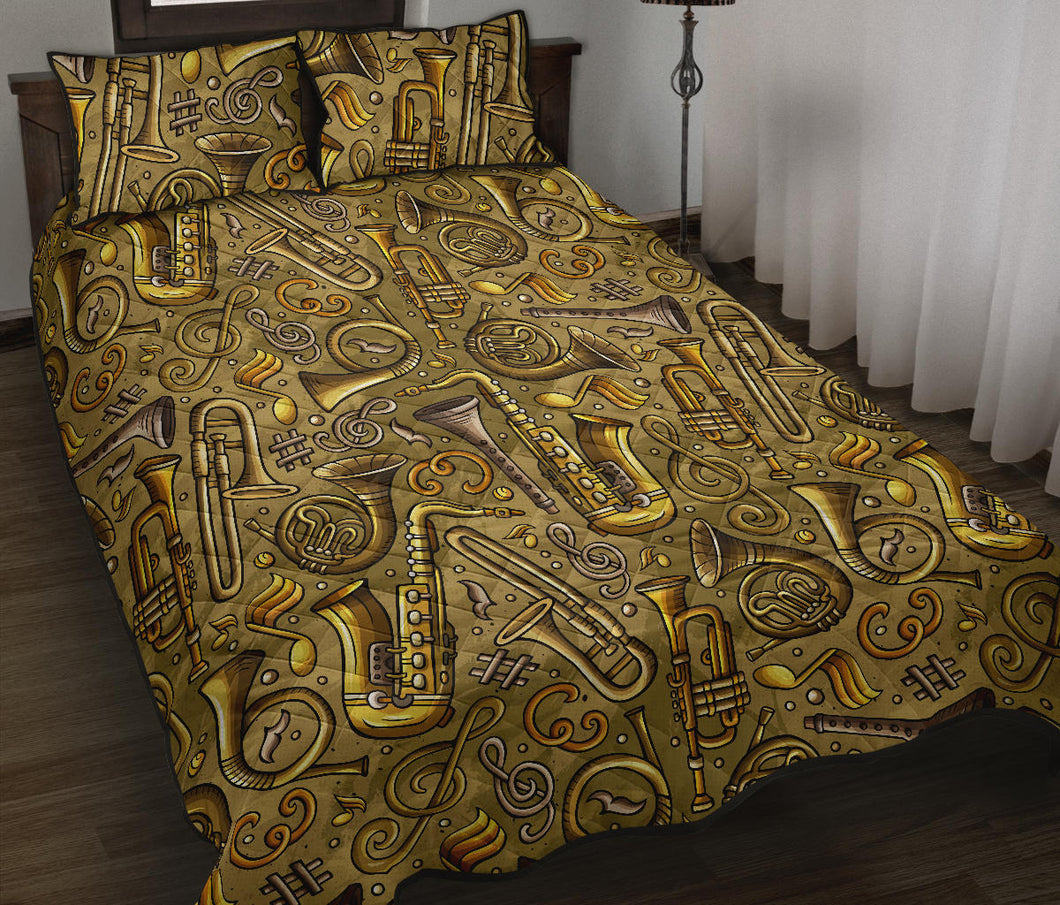 Saxophone Gold Pattern Quilt Bed Set