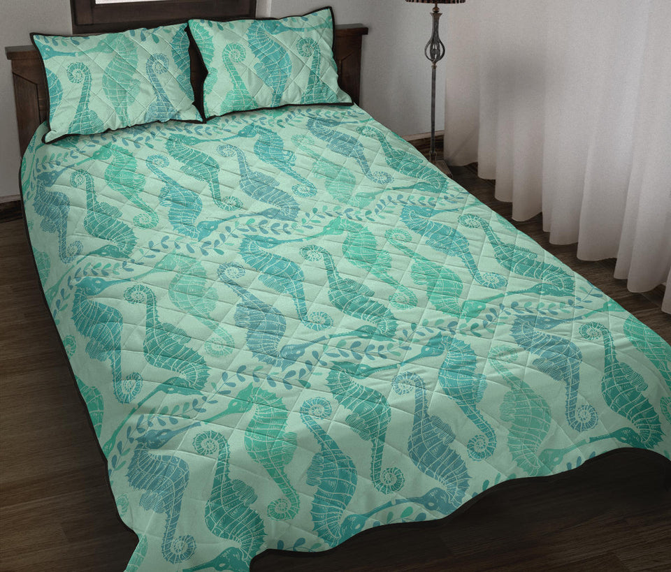 Seahorse Green Pattern Quilt Bed Set