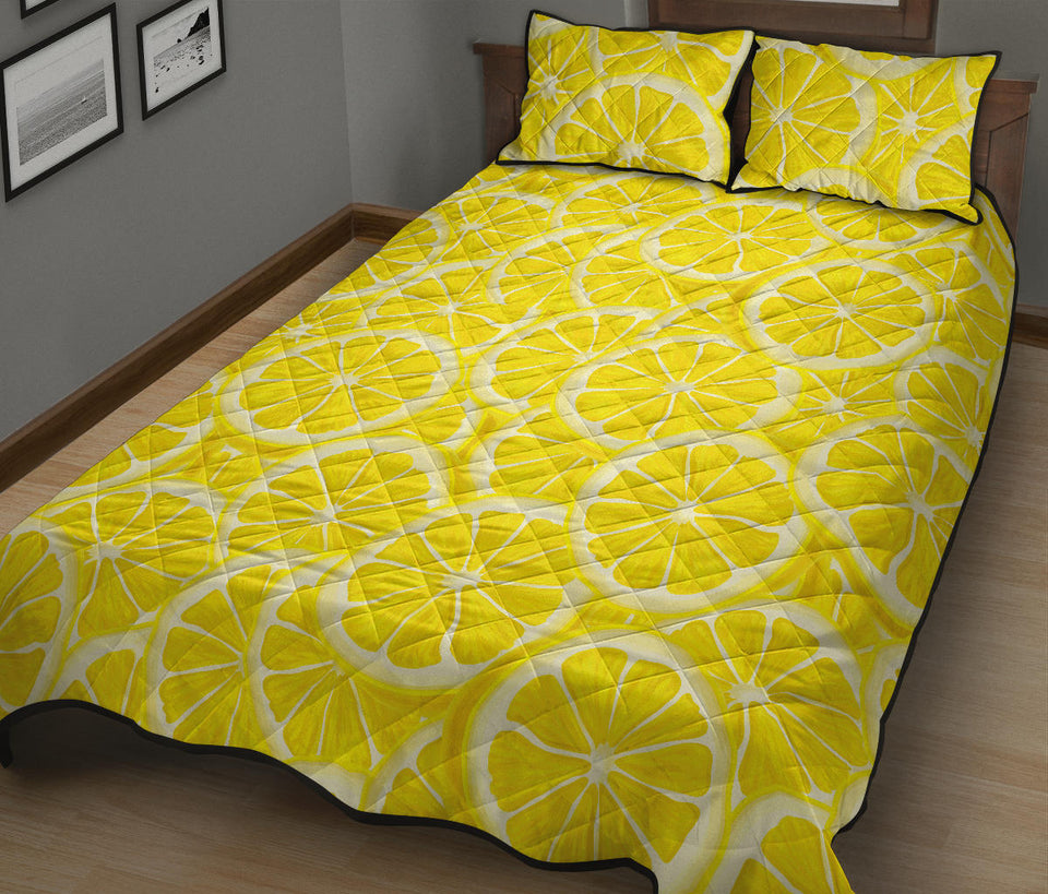 Sliced Lemon Pattern Quilt Bed Set