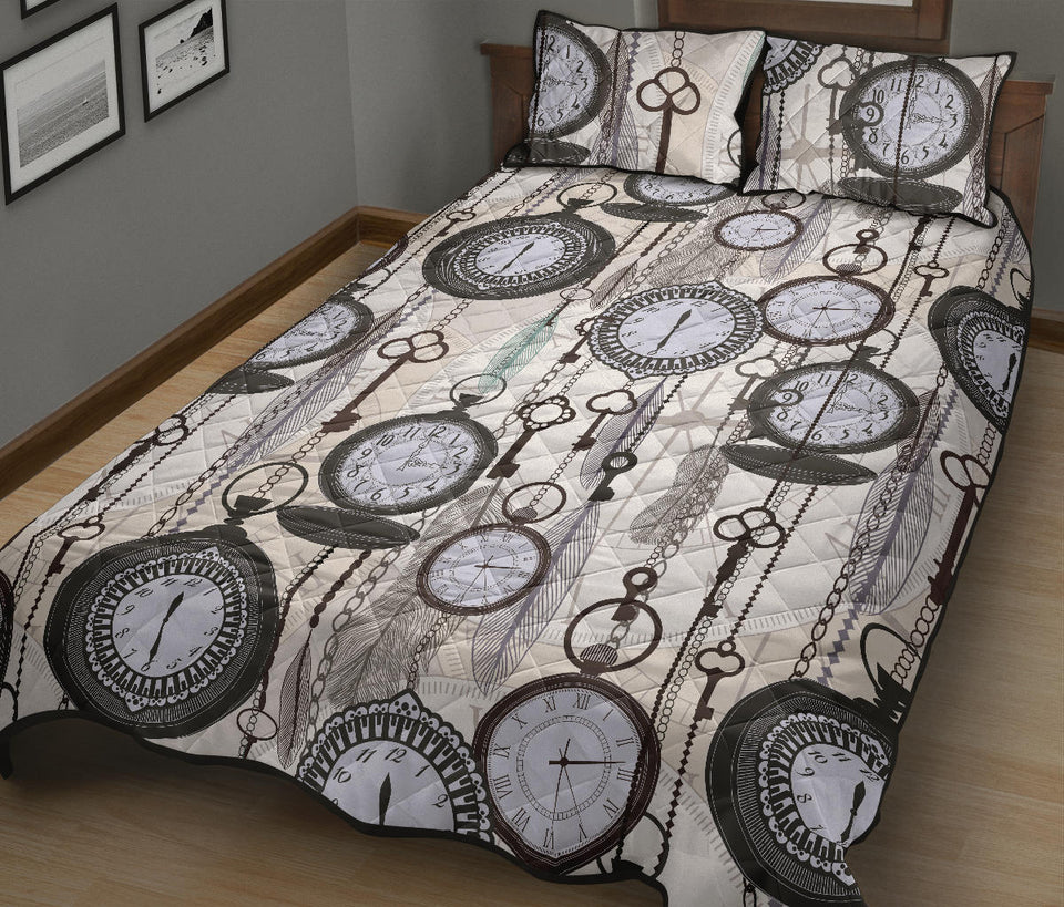 Vintage Clock Pattern Quilt Bed Set
