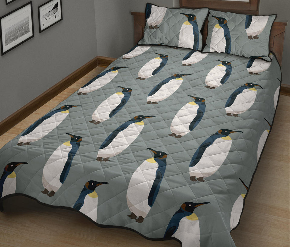 Penguin Pattern Theme Quilt Bed Set