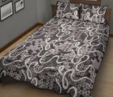 Snake Gray Pattern Quilt Bed Set