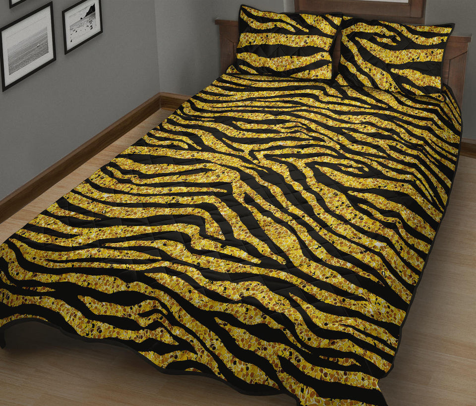 Gold Bengal Tiger Pattern Quilt Bed Set