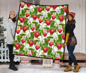 Strawberry Pattern Premium Quilt