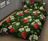 Strawberry Pattern Background Quilt Bed Set