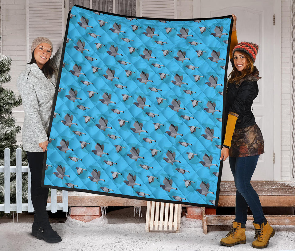 Pigeon Pattern Print Design 05 Premium Quilt