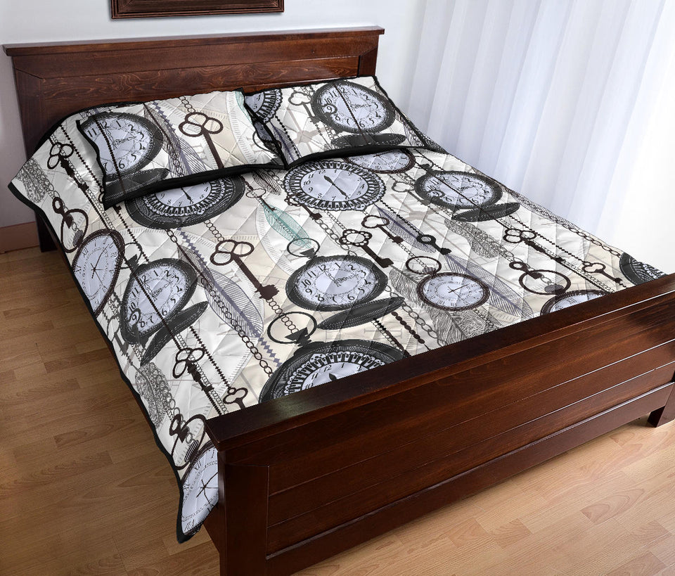 Vintage Clock Pattern Quilt Bed Set