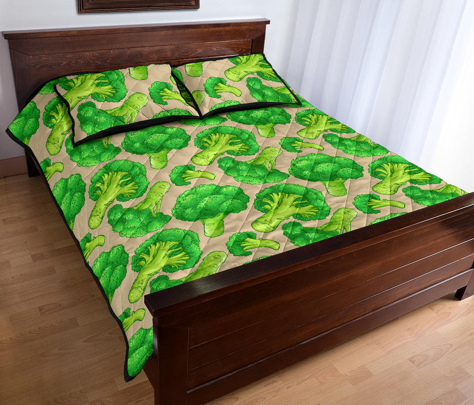 Broccoli Pattern Pink background Quilt Bed Set