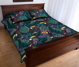 Toucan Pattern Quilt Bed Set