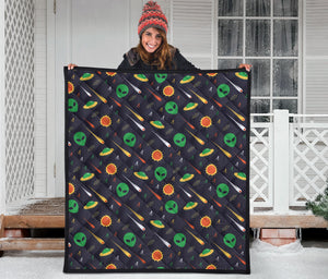 Alien Pattern Print Design 03 Premium Quilt