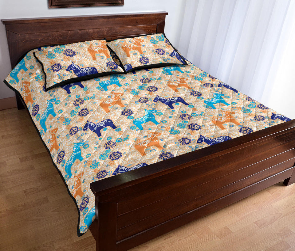 Cute Horse Pattern Quilt Bed Set