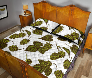 Hop Leaves Pattern Quilt Bed Set