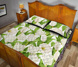 White Tulip Pattern Quilt Bed Set