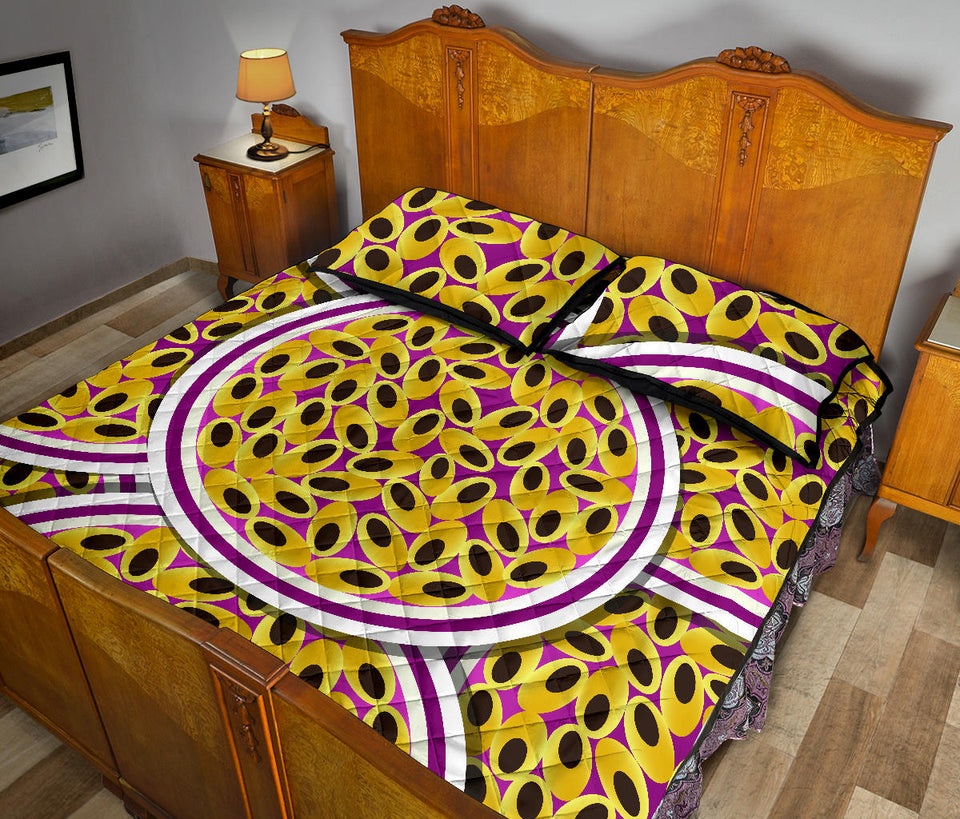 Passion Fruit Seed Pattern Quilt Bed Set