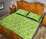 Sliced Kiwi Pattern Background Quilt Bed Set