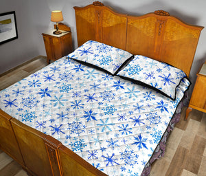 Blue Snowflake Pattern Quilt Bed Set