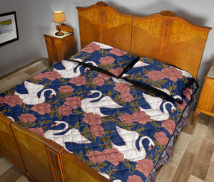 Swan Rose Pattern Quilt Bed Set