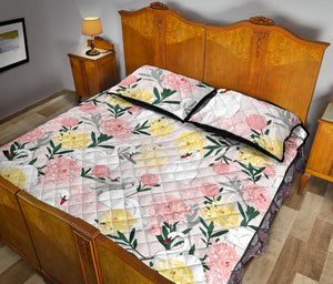 Swan Flower Pattern Quilt Bed Set