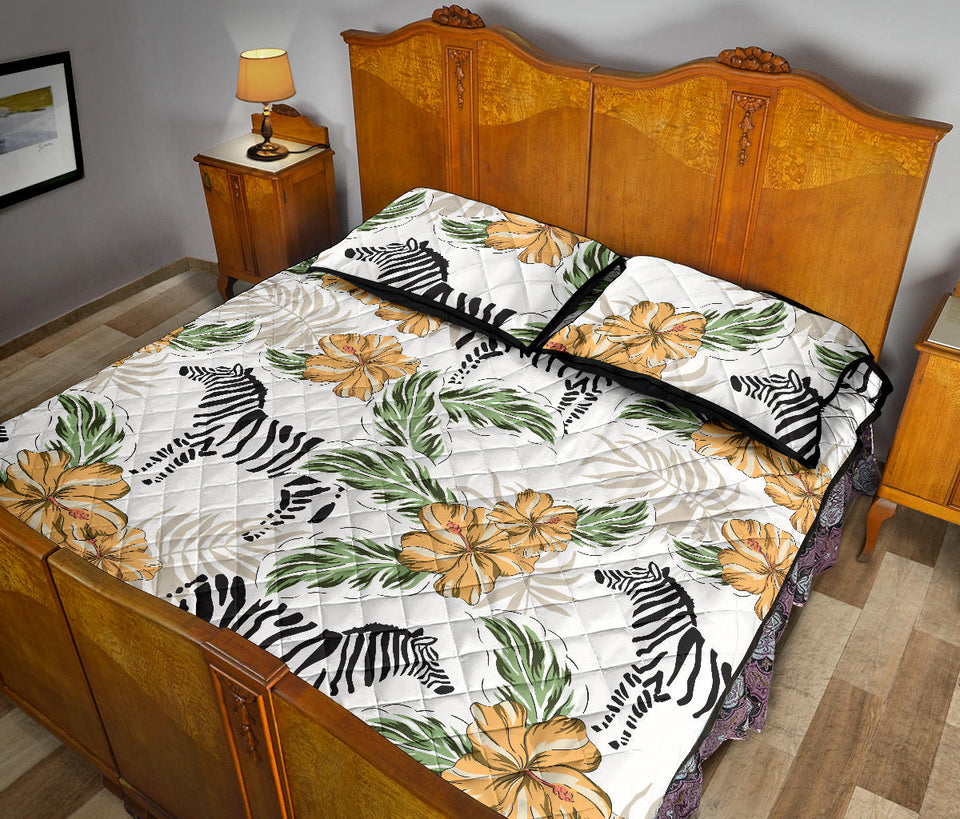 Zebra Hibiscus Pattern Quilt Bed Set