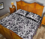 Snake Gray Pattern Quilt Bed Set