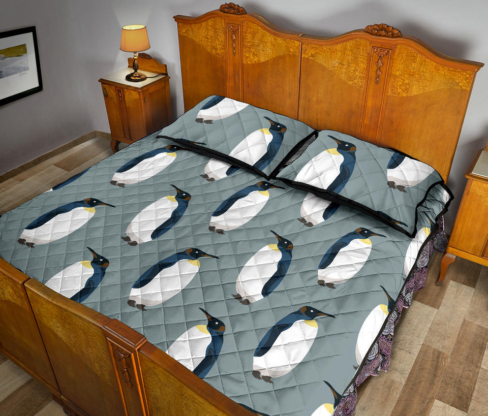 Penguin Pattern Theme Quilt Bed Set