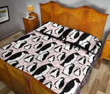 Penguin Pattern Background Quilt Bed Set