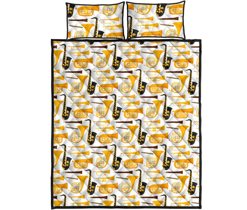 Saxophone Theme Pattern Quilt Bed Set